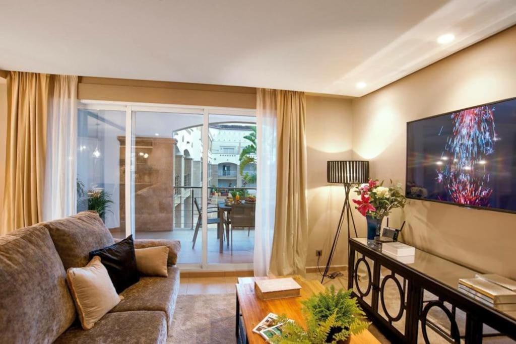Elegante Apartamento Zona Arenal Platja de Larenal Luaran gambar